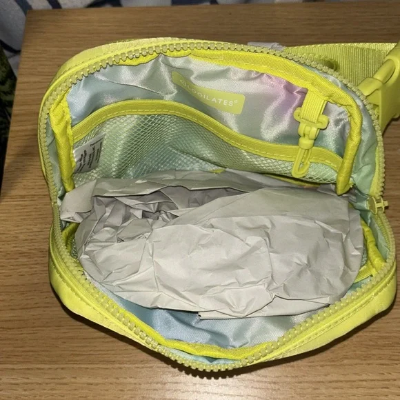 Blogilates Belt Bag - Picture 4 of 4